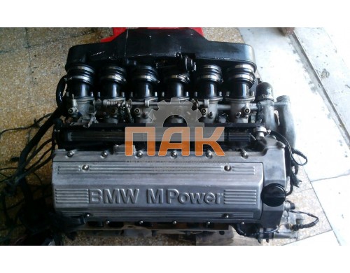 Двигатель на BMW 3.8 фото
